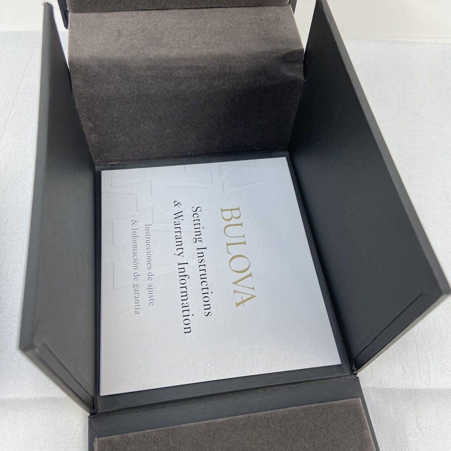 Bulova 98R289 Ladies Classic Diamond Quartz Watch Gold New In Box Working