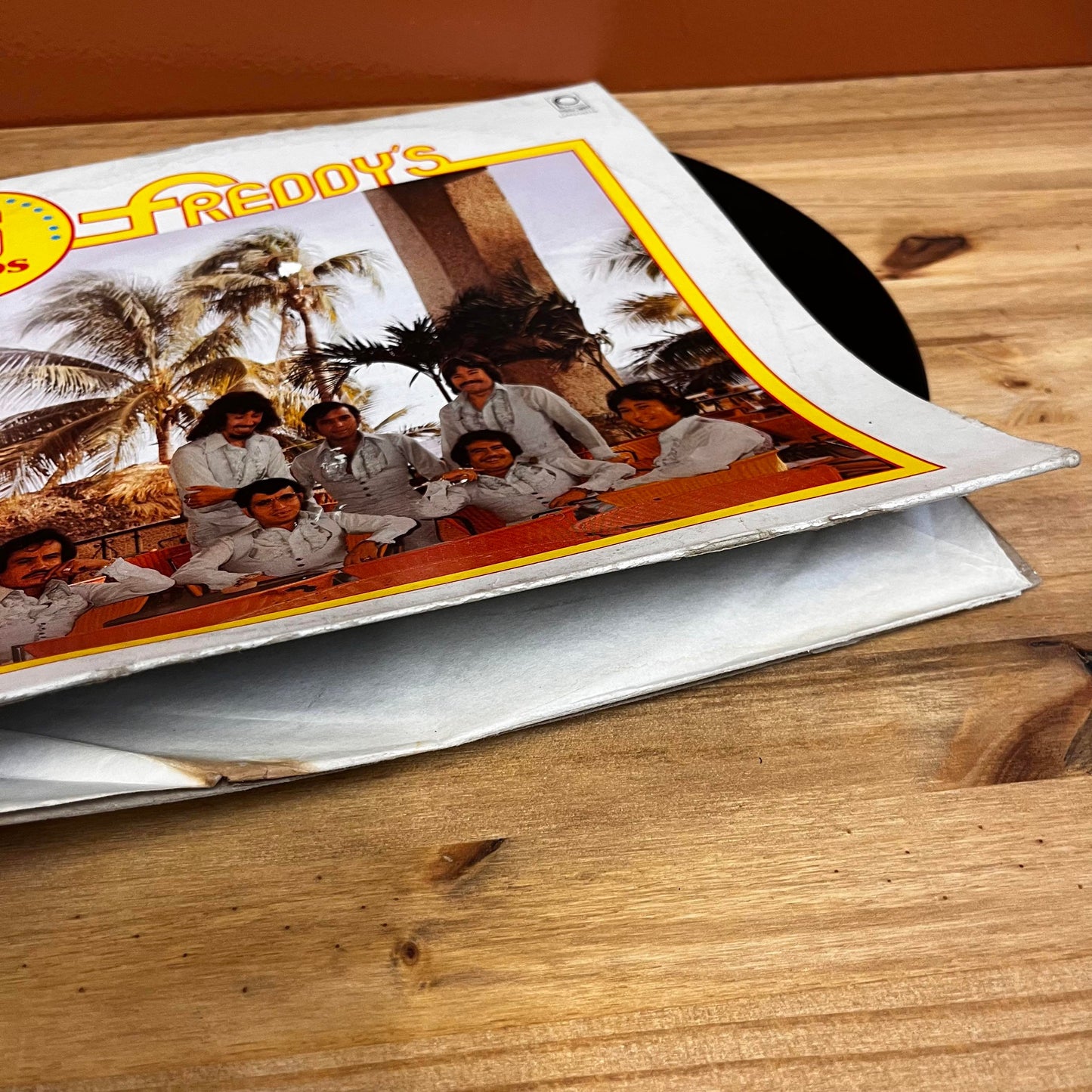 16 Exitos Freddy's - Peerless LPPU-10118 Used Vinyl