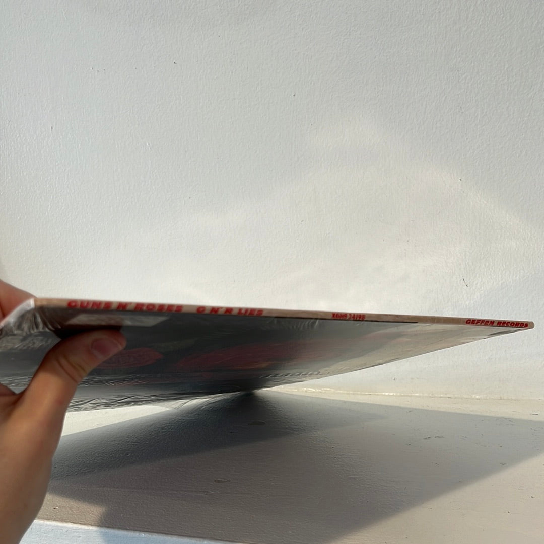 Guns N' Roses – G N' R Lies Picture Exclusive US First Edition Uncensored Text Matte Inner Sleeve EX/NM Vinyl GHS 24198 1988