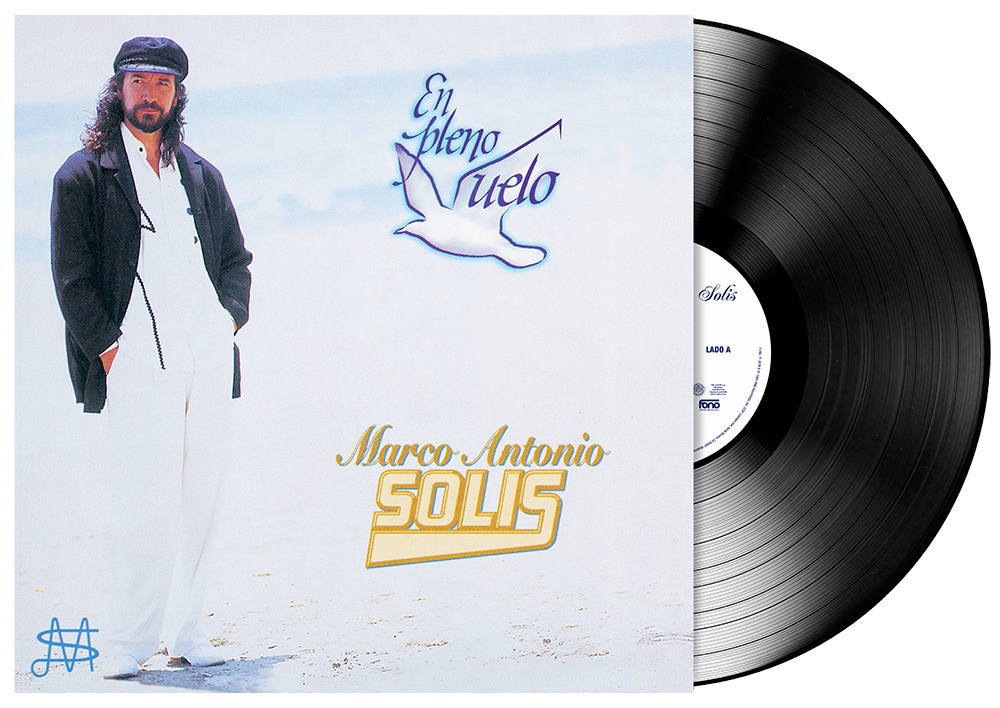 the album cover for Marco Solis  Antonio - En Pleno Vuelo