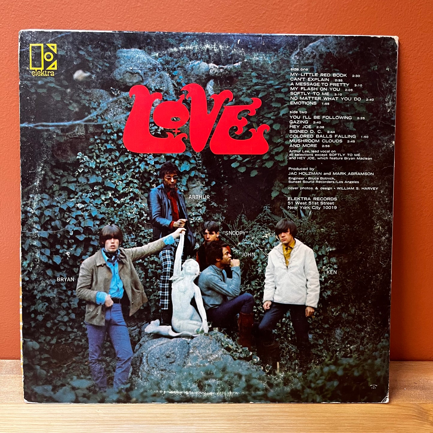 Love - Elektra EKS-74001 STEREO Used Vinyl 1966 VG+