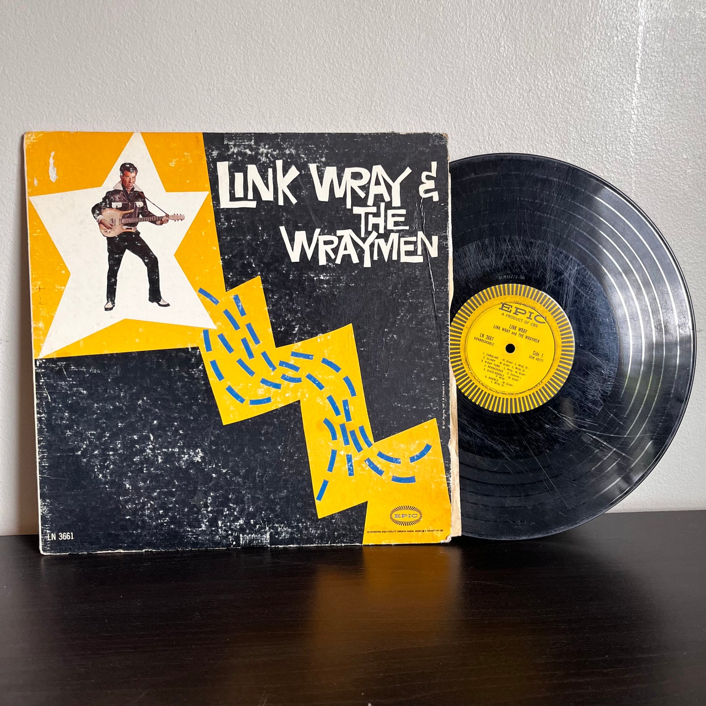 Link Wray & The Wraymen Used Vinyl 1960 Terre Haute Pressing – Provo's Vintage Groove