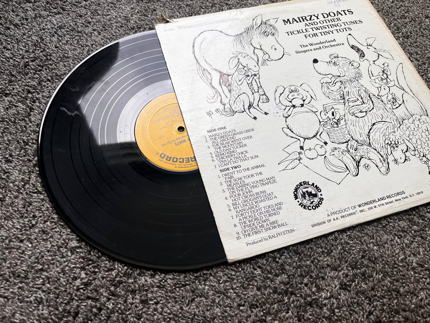 Mairzy Doats And Other Tickle Twisting Tunes for Tiny Tots Vinyl 1974 LP-291 Used VG