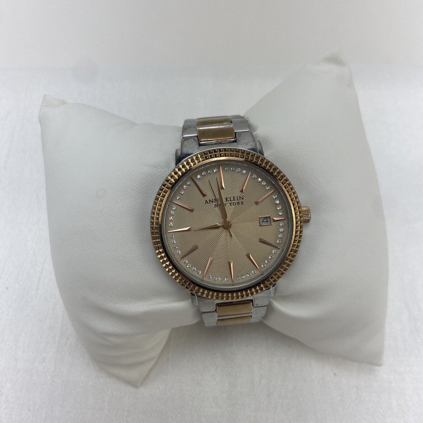 Anne Klein 12/2315SVRT Crystal Accent Two Tone Women's Watch Used No Box Works