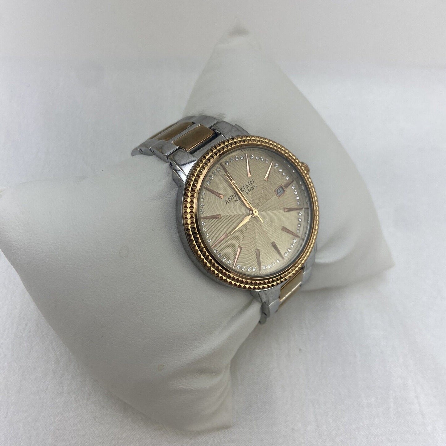 Anne Klein 12/2315SVRT Crystal Accent Two Tone Women's Watch Used No Box Works