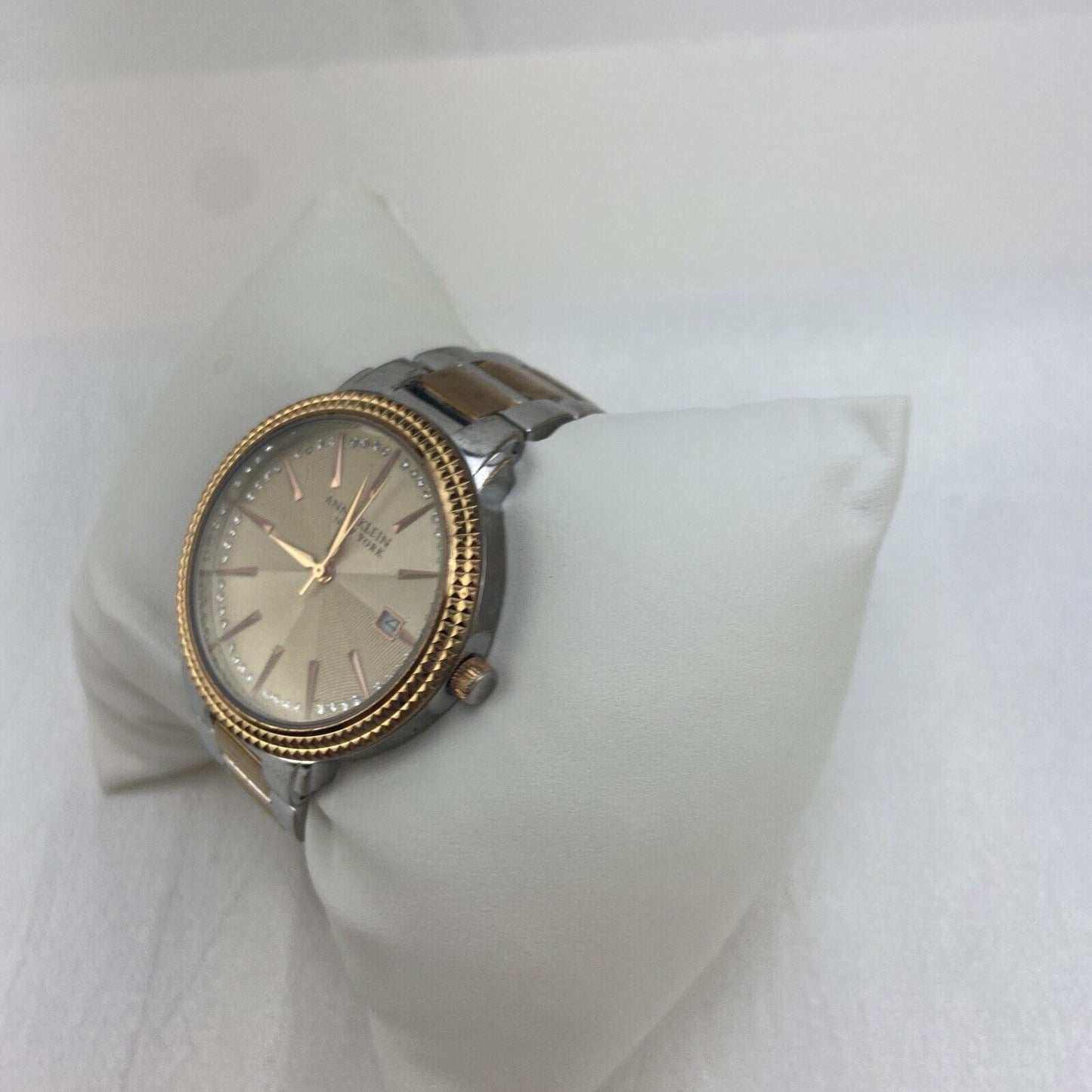 Anne Klein 12/2315SVRT Crystal Accent Two Tone Women's Watch Used No Box Works