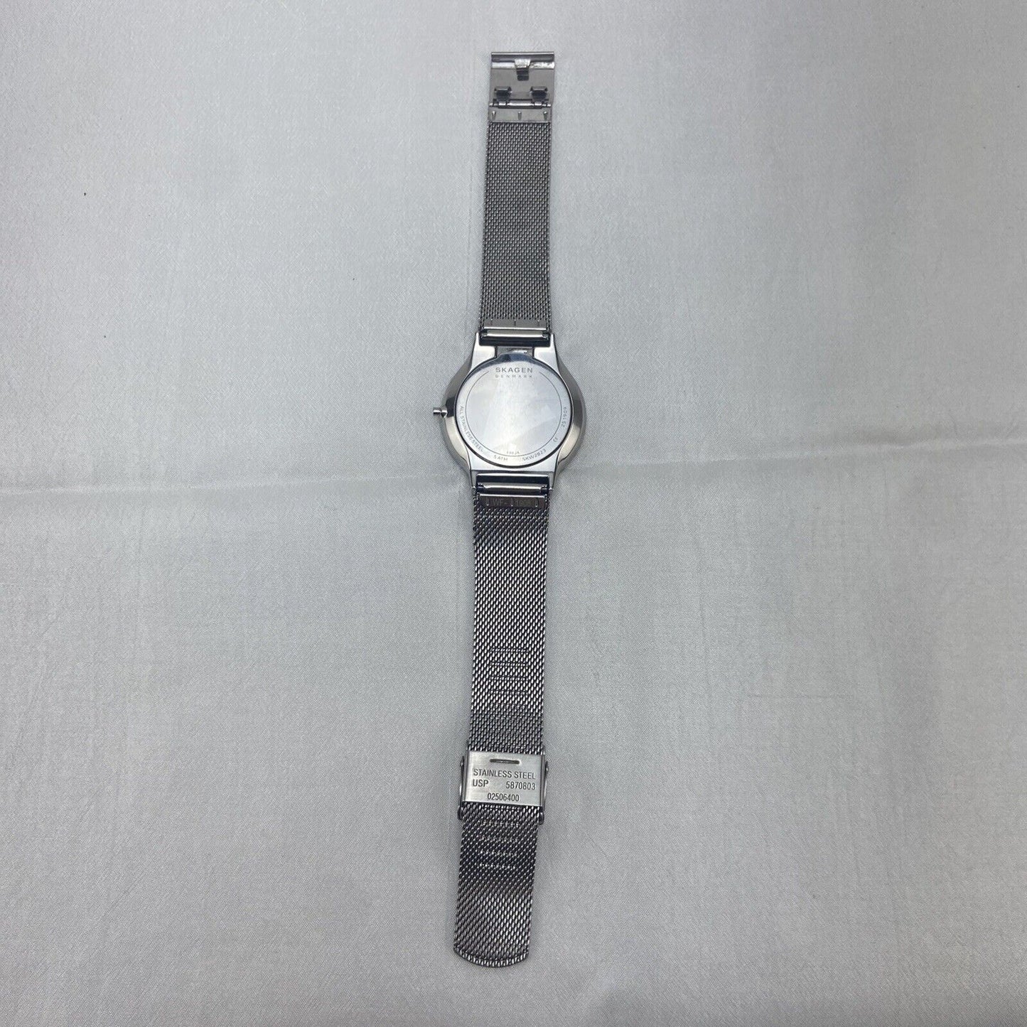 Skagen Ladies SKW2823 Freja Silver Tone Steel-Mesh Swiss Made Broken Parts Only