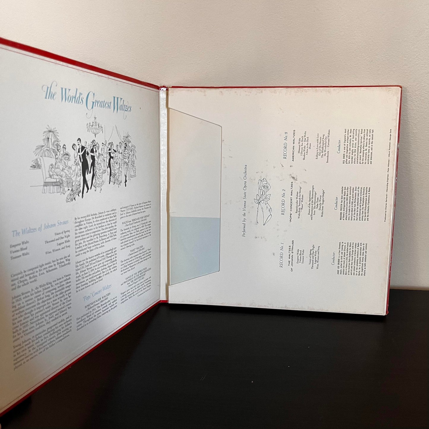 The World's Greatest Waltzes RD32-M Box Set