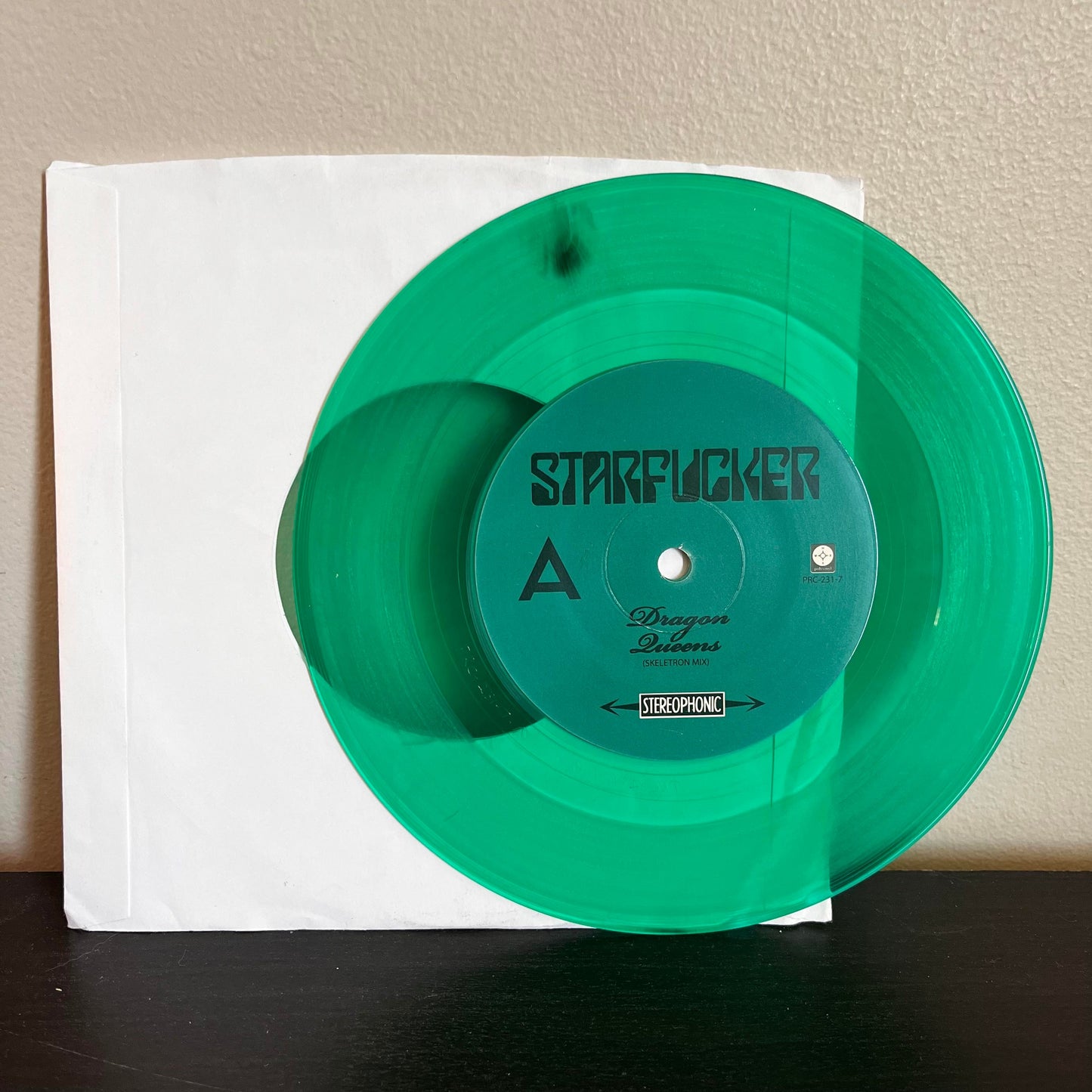Starfucker (2) / Champagne Champagne - Dragon Queens / I Fell Through 7" Green Vinyl PRC-231-7 VG