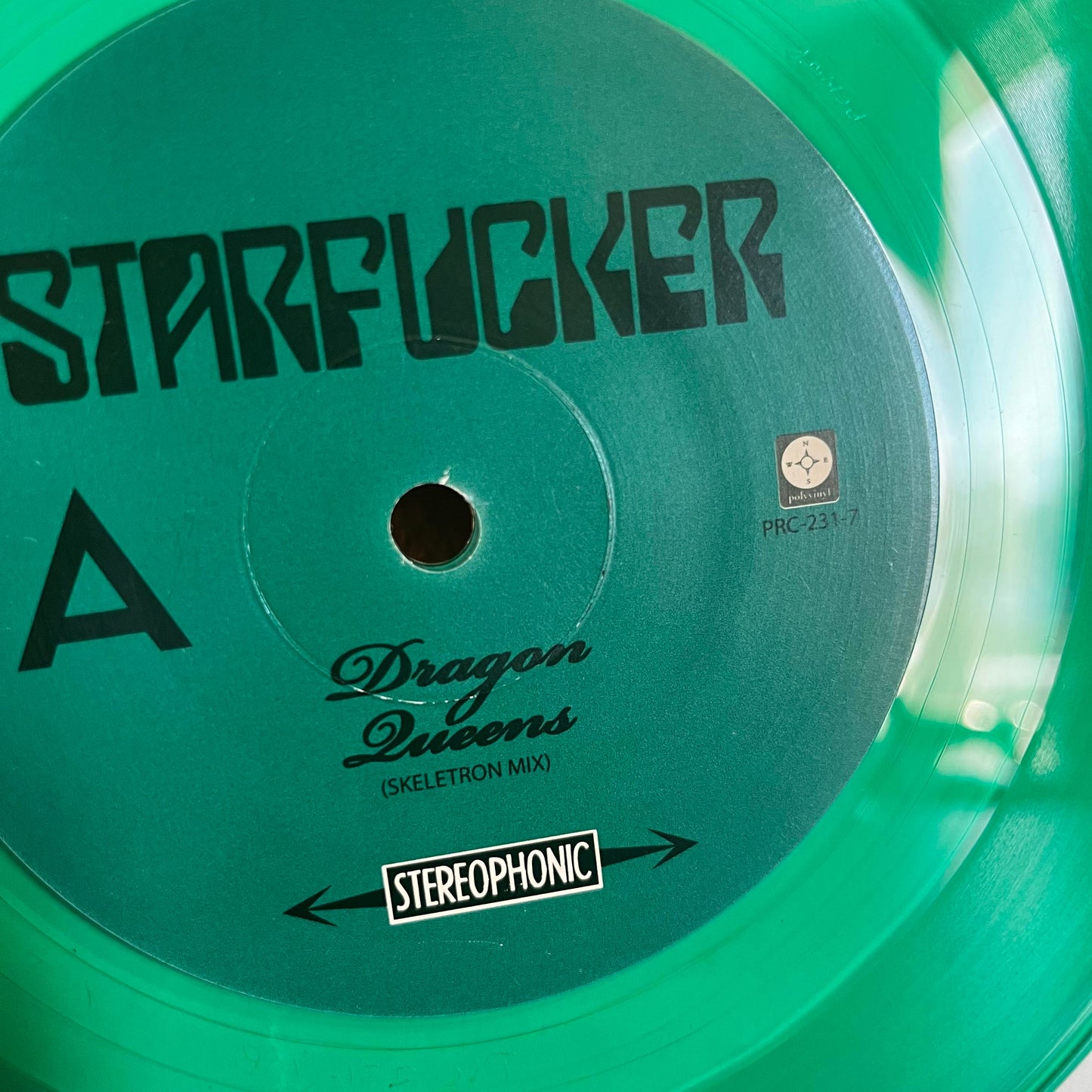 Starfucker (2) / Champagne Champagne - Dragon Queens / I Fell Through 7" Green Vinyl PRC-231-7 VG