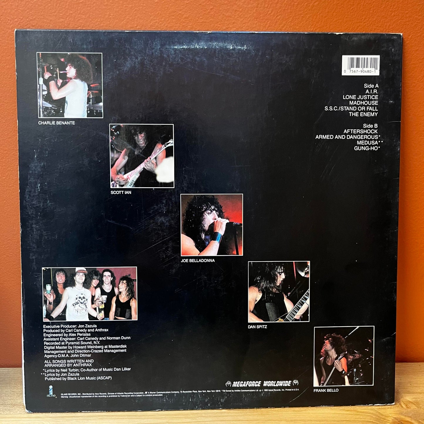 Anthrax Spreading the Disease 1985 SRC Pressing 90480-1 EX