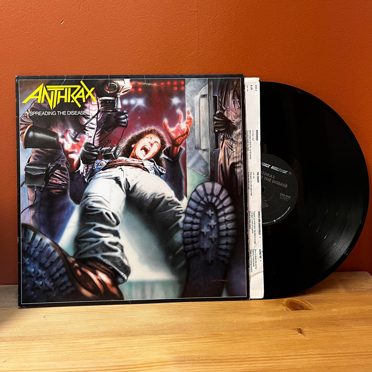 Anthrax Spreading the Disease 1985 SRC Pressing 90480-1 EX